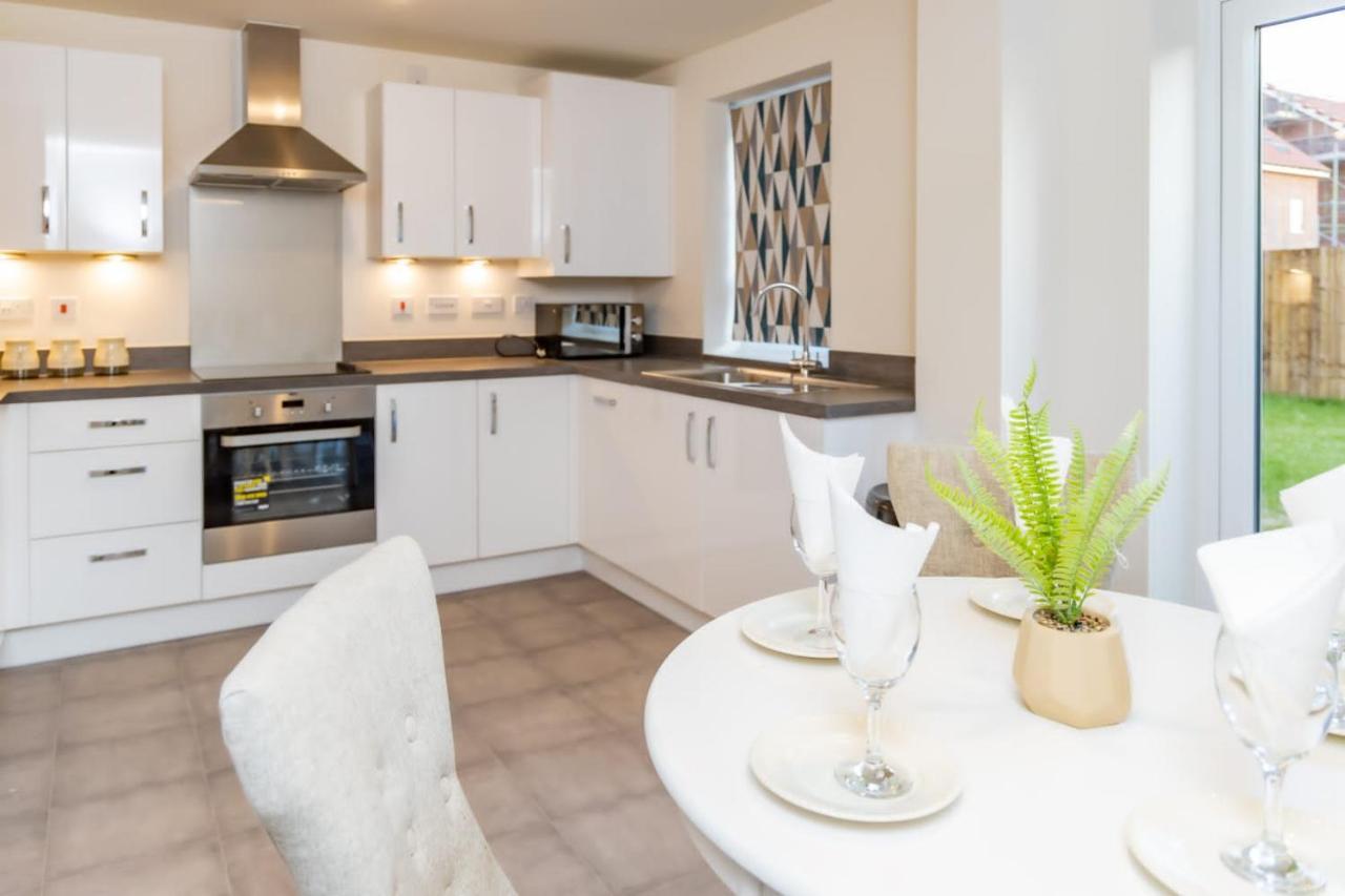 Stunning 3-Bed Risa House In Beeston Nottingham Villa Kültér fotó